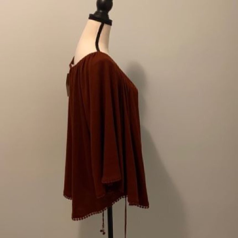STUDIO JPR Top - Picture 2 of 8